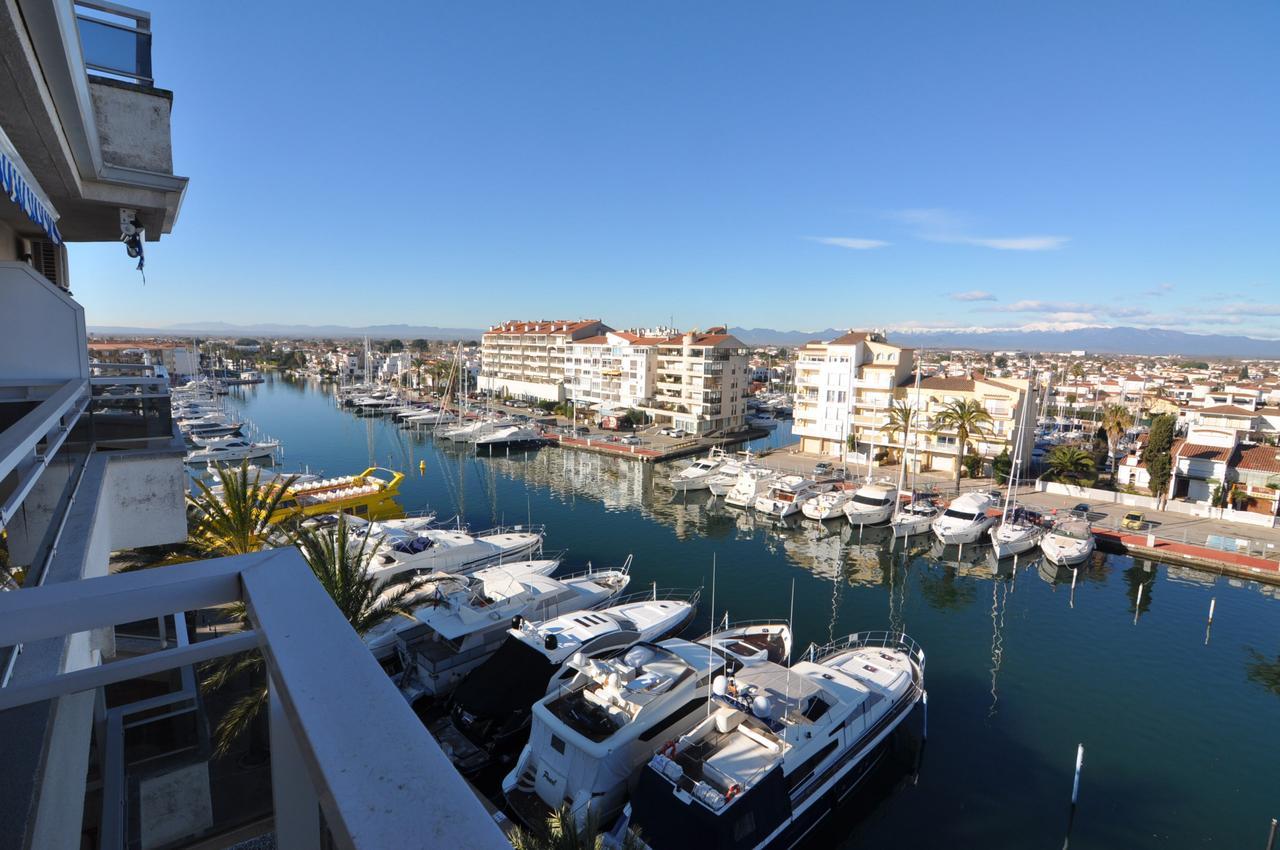 Rnet - Nautic Empuriabrava Apartment Exterior photo