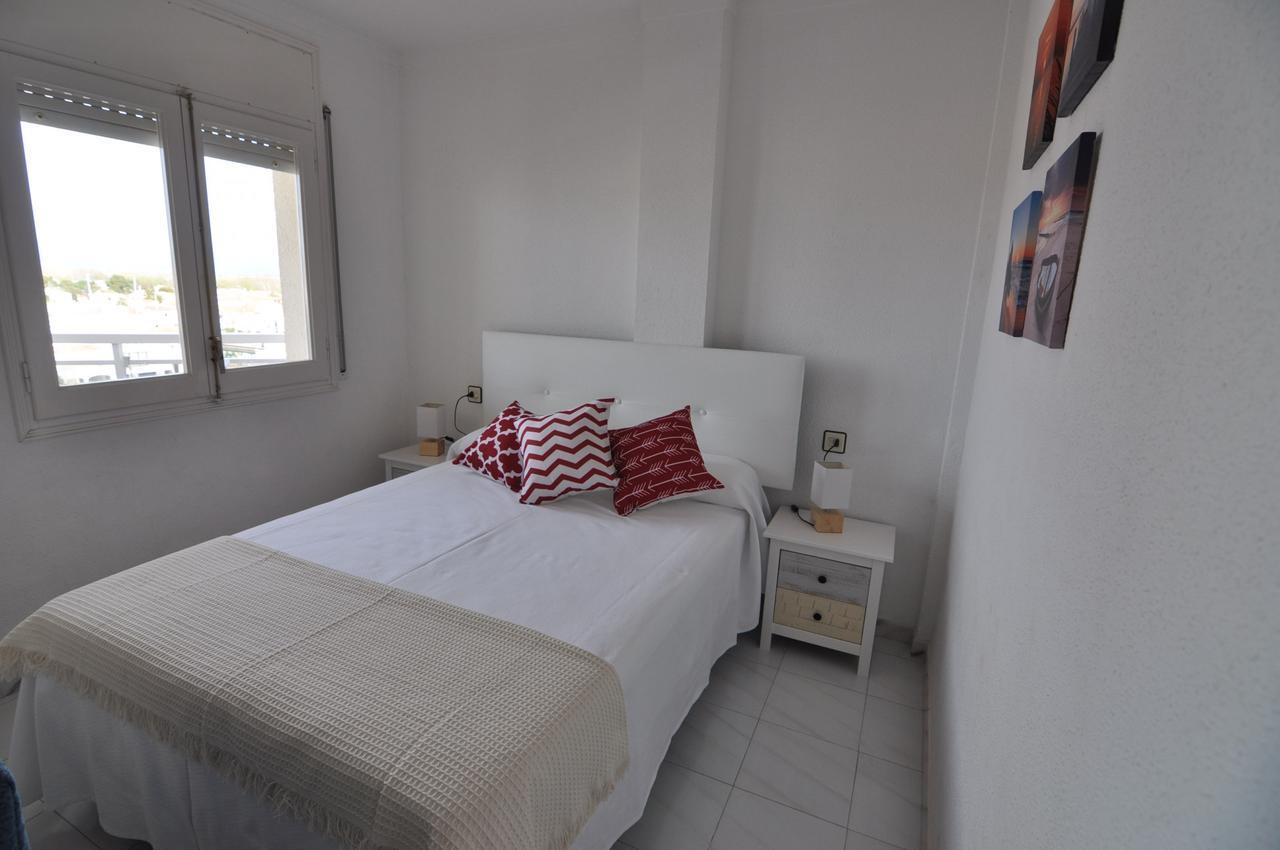 Rnet - Nautic Empuriabrava Apartment Exterior photo